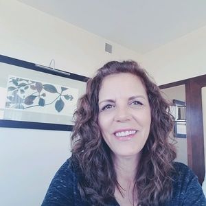 Meet your Posher, Jeanne